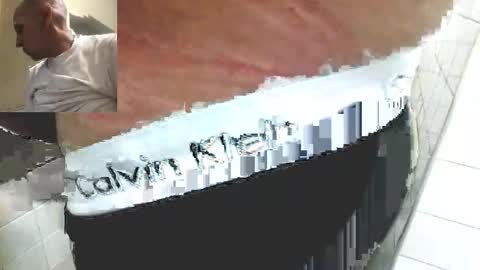 madeyoulook818 online show from April 29, 2:49 am