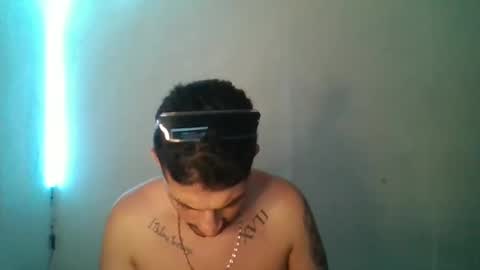 Snapshot of magico_9809 chatting on March 4, 11:32 pm BRAYAN online show from March 4, 11:32 pm