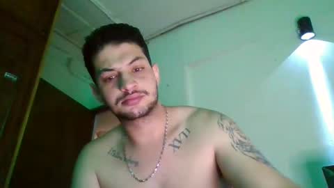 Snapshot of magico_9809 chatting on January 28, 1:27 pm BRAYAN online show from January 28, 1:27 pm