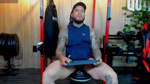 MAGNUS DAHL online show from March 11, 7:15 am