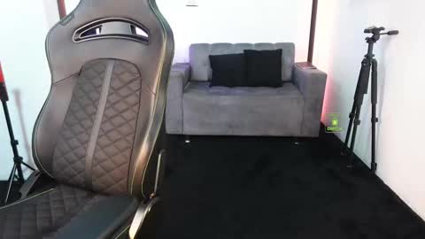 If you want me to use the Lovense please let me know  --    online show from January 11, 6:55 pm