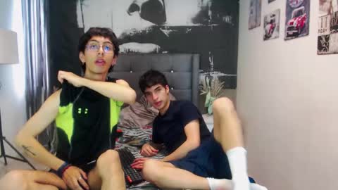 MAIK AND DAVE online show from December 1, 7:50 pm