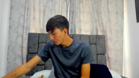 Maikol online show from December 2, 12:30 pm