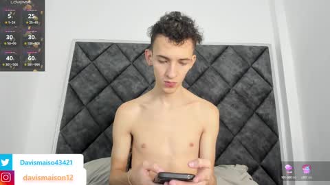 Maison Davis online show from January 4, 10:13 pm