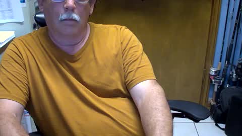 Snapshot of majormike34 chatting on September 13, 12:28 pm majormike34 online show from September 13, 12:28 pm