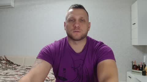 Snapshot of malchyshka chatting on December 12, 9:30 am malchyshka online show from December 12, 9:30 am