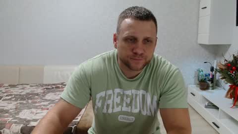 Snapshot of malchyshka chatting on January 11, 10:29 am malchyshka online show from January 11, 10:29 am