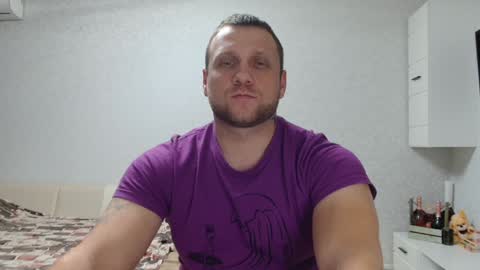 Snapshot of malchyshka chatting on December 7, 6:26 pm malchyshka online show from December 7, 6:26 pm