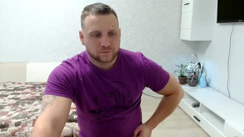 Snapshot of malchyshka chatting on February 20, 9:11 am malchyshka online show from February 20, 9:11 am