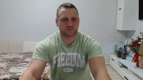 Snapshot of malchyshka chatting on January 28, 9:08 am malchyshka online show from January 28, 9:08 am