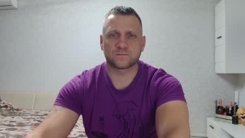 Snapshot of malchyshka chatting on December 10, 6:28 pm malchyshka online show from December 10, 6:28 pm
