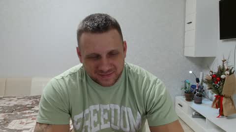 Snapshot of malchyshka chatting on January 24, 2:30 pm malchyshka online show from January 24, 2:30 pm