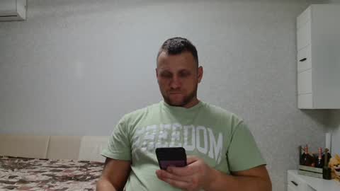 Snapshot of malchyshka chatting on December 14, 11:29 am malchyshka online show from December 14, 11:29 am