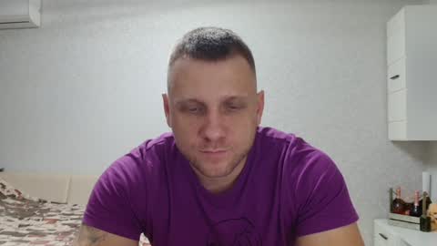 Snapshot of malchyshka chatting on December 9, 9:28 am malchyshka online show from December 9, 9:28 am
