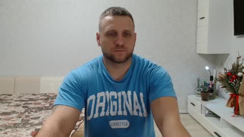 Snapshot of malchyshka chatting on January 21, 4:33 pm malchyshka online show from January 21, 4:33 pm