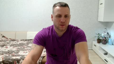 Snapshot of malchyshka chatting on February 21, 8:06 am malchyshka online show from February 21, 8:06 am