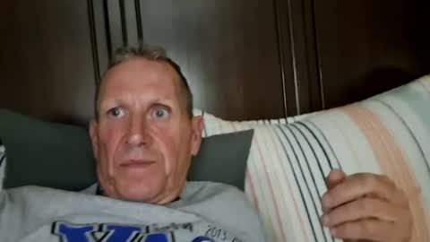 man4latinimennow online show from June 8, 5:30 am