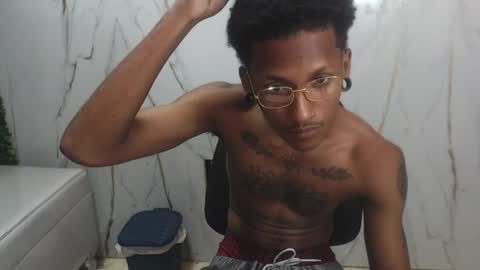 man_sant11 online show from April 7, 6:08 pm