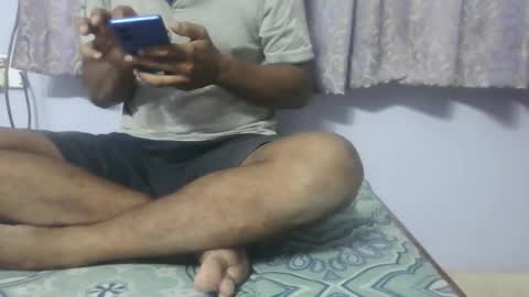 mananmathew95 online show from October 4, 5:51 pm