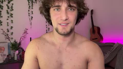 manolein online show from October 11, 12:14 am