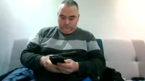 Snapshot of manu00004 chatting on December 21, 8:28 am marine lopez online show from December 21, 8:28 am
