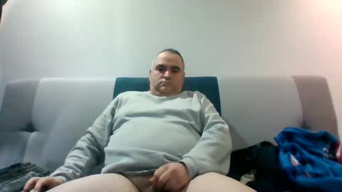 Snapshot of manu00004 chatting on January 14, 9:56 am marine lopez online show from January 14, 9:56 am