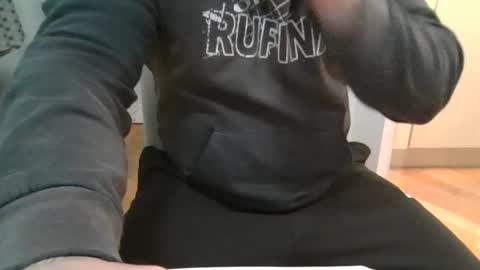 manu17518 online show from February 3, 10:43 pm