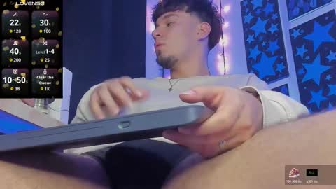  independent model online show from February 9, 11:04 am