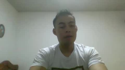 Snapshot of manuel9810 chatting on December 31, 10:45 pm manuel9810 online show from December 31, 10:45 pm