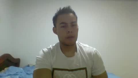 Snapshot of manuel9810 chatting on February 24, 2:51 am manuel9810 online show from February 24, 2:51 am