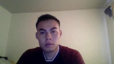 Snapshot of manuel9810 chatting on January 5, 8:52 pm manuel9810 online show from January 5, 8:52 pm
