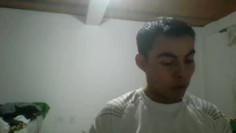 Snapshot of manuel9810 chatting on October 2, 2:48 am manuel9810 online show from October 2, 2:48 am