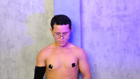 Manuel online show from October 7, 10:03 pm