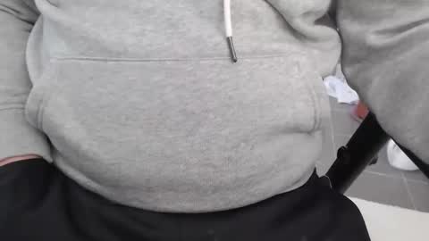 manuherb84 online show from November 9, 9:46 am