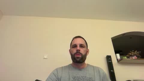 manynaaamess online show from November 18, 4:44 pm