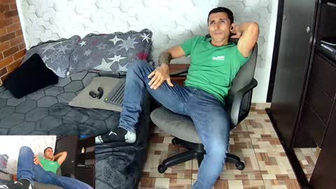 Marck  Independent model  online show from December 9, 3:07 am
