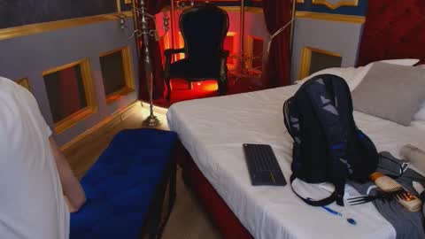 marcovitto online show from December 15, 11:40 am