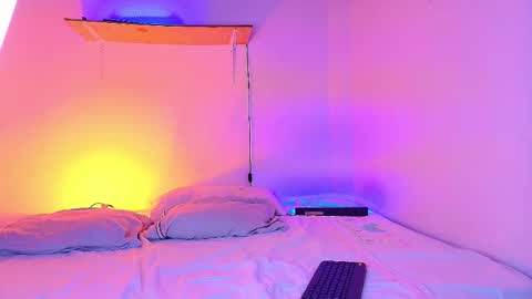 Marcus Hanks online show from November 4, 6:25 am