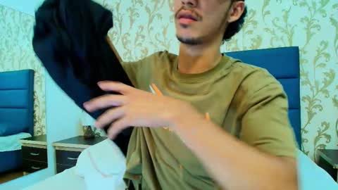 marcus_jeron online show from October 8, 5:45 am