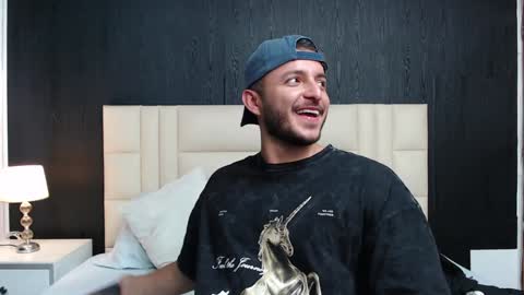 marcus_lafourt online show from January 31, 9:05 pm