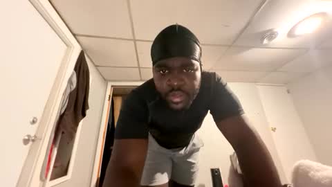 marcuslouis18 online show from February 28, 2:27 pm