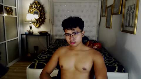 marcusmason1 online show from December 16, 2:02 pm