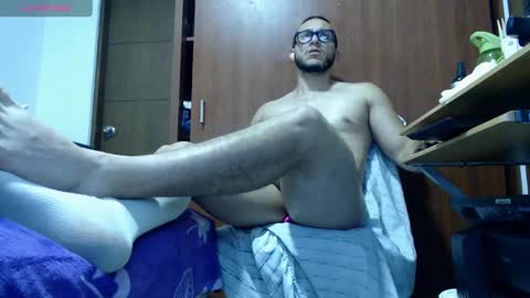 Snapshot of marcusmilarc chatting on January 9, 1:18 am online show from January 9, 1:18 am