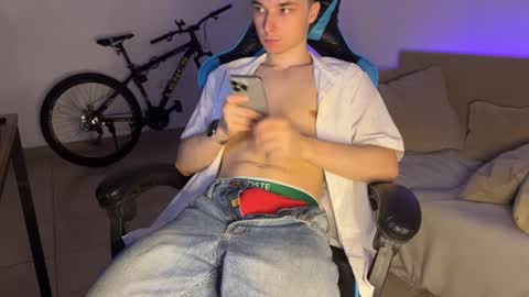 Marcus online show from December 13, 10:27 pm