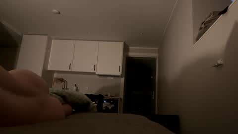 marcuszzz123 online show from December 15, 12:06 pm