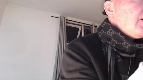 marinocalito online show from December 5, 4:58 pm