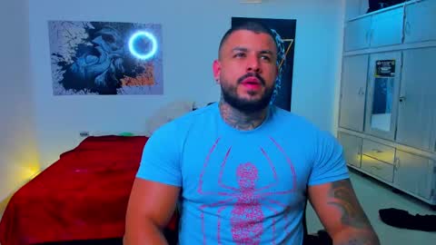 Snapshot of mario_teran chatting on February 22, 3:45 am Mario Teran online show from February 22, 3:45 am