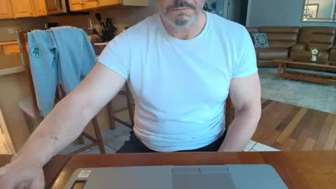 Mark online show from March 8, 1:01 pm