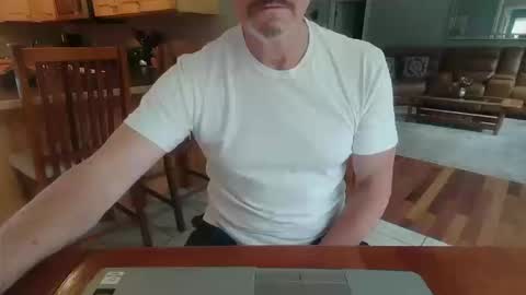 Mark online show from October 11, 6:23 pm