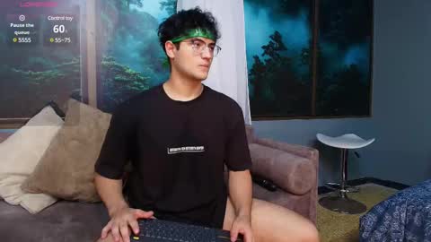 Snapshot of mark_evans1_ chatting on February 12, 2:56 am mark_evans1_ online show from February 12, 2:56 am
